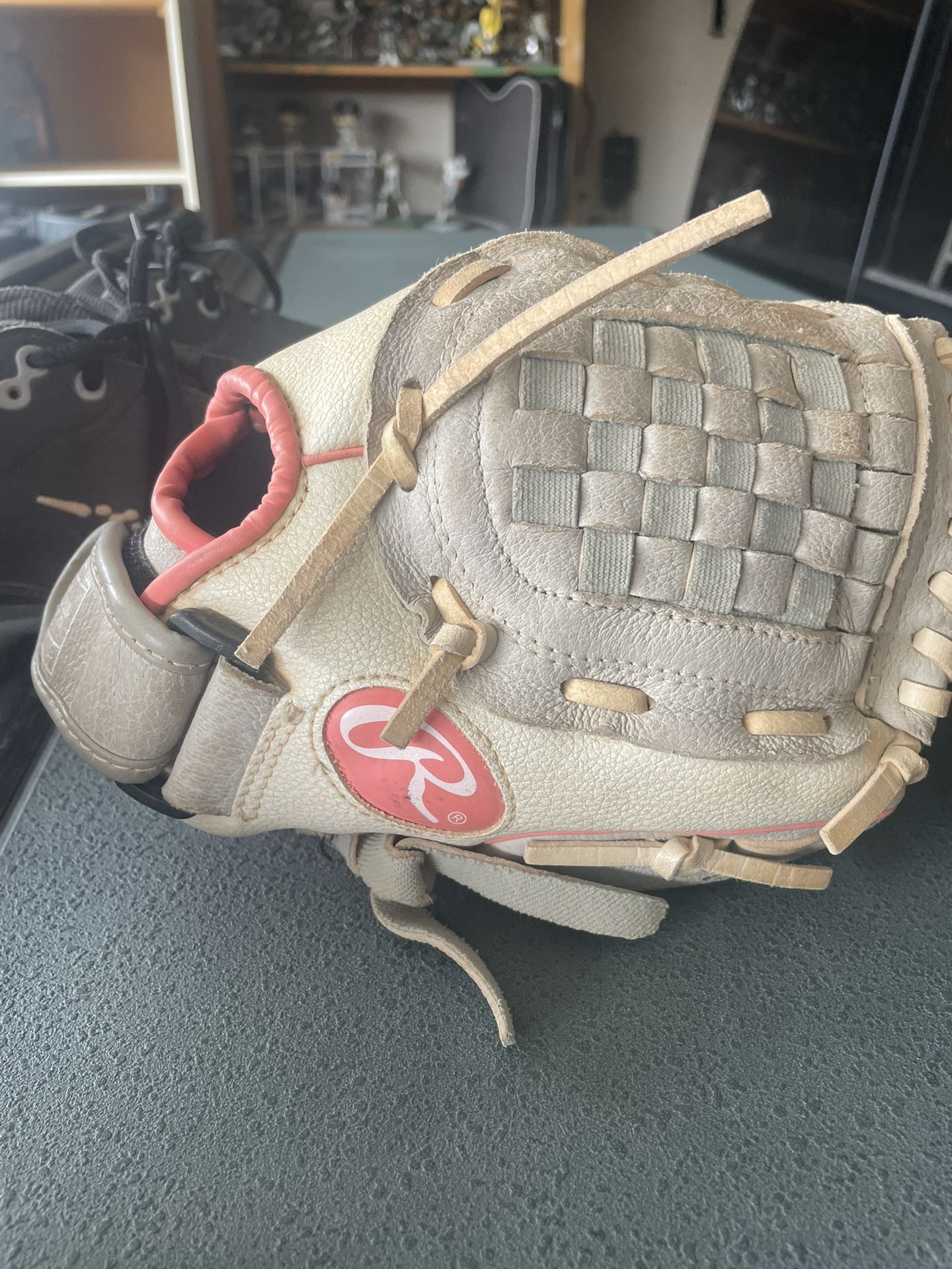 Rawlings Glove