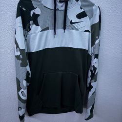 Men’s Nike hoodie sz M