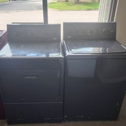 Like New Set! Can Deliver! Open 7 Days!