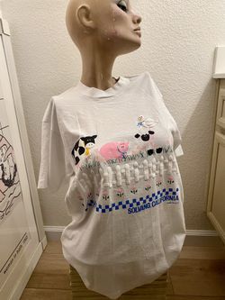 New vintage retro  single stitch tourist ladies women’s Medium tee t-shirt Solvang, CA Danish Village puff print 