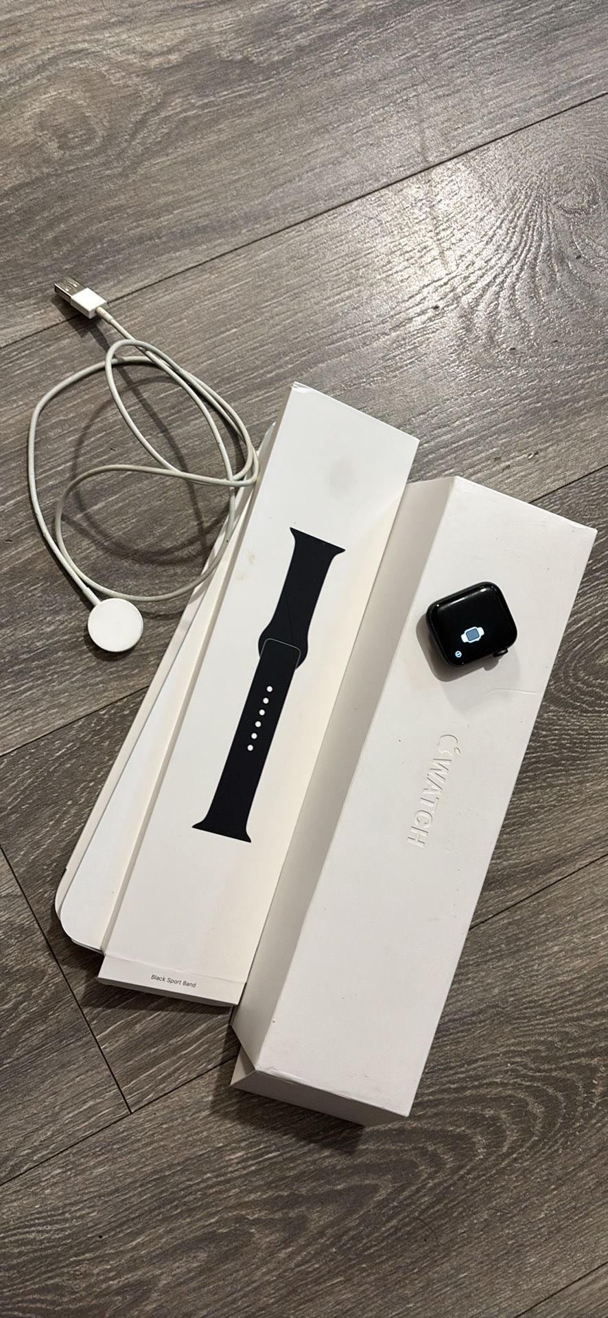 Apple Watch Series 4 (40mm)