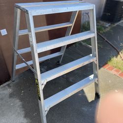 4 Foot Aluminum Falcon Ladder