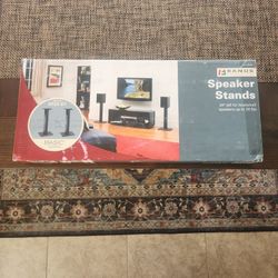 SANUS SYSTEMS SF-30B Steel Speaker Stand Set