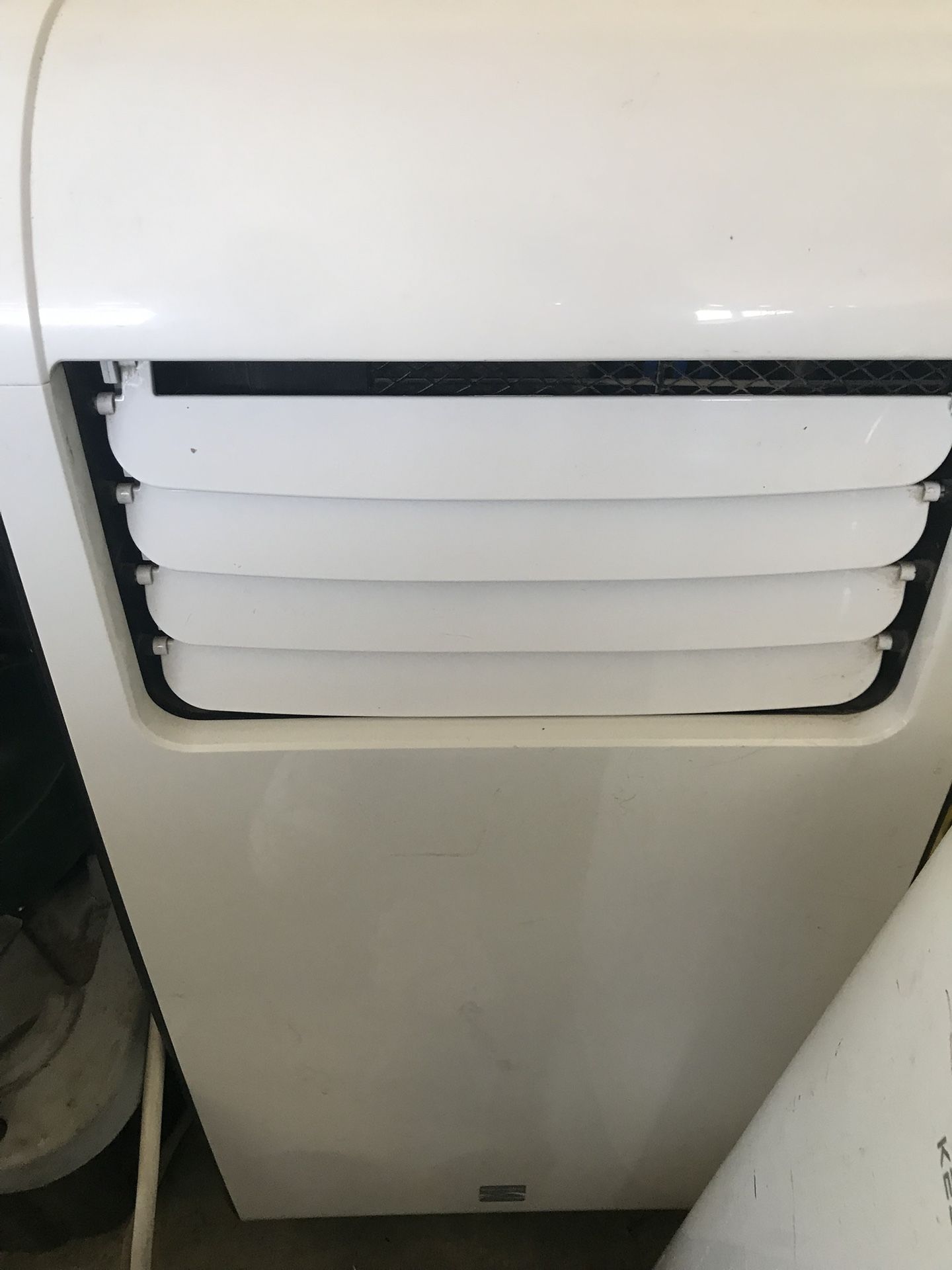 Portable Ac/dehumidifier