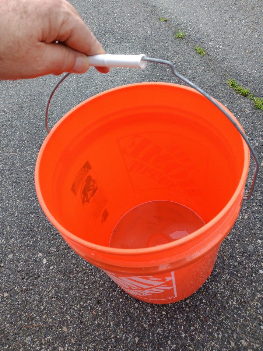 Great Big 5 Gal Home Depot Bucket for Sale in Montclair, CA - OfferUp