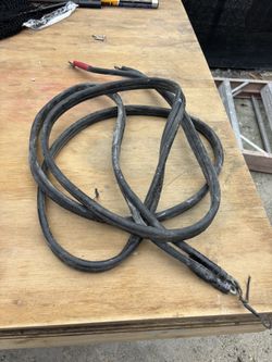 OUTBOARD BATTERY CABLES