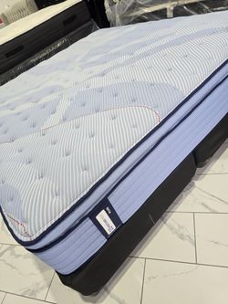 King Sizes Mattress And Box Spring Pillowtop