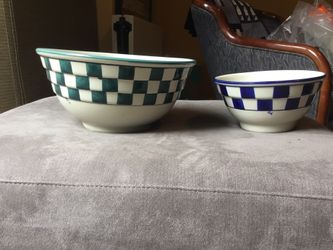 Clay Pottery Bowls, Rantoul, Ill Company