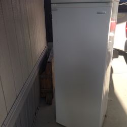 Insignia 7 cf Freezer