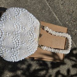 Like New - White beaded evening bag — vintage, pearl‑style beads