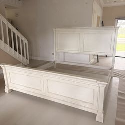 Cottage Style King Size Bed With Adjustable Frame And Foundation