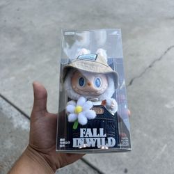 Labubu Fall In Wild