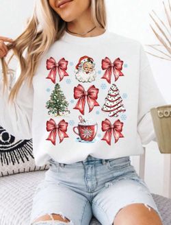 New Women’s Christmas Sweatshirt Beige Size M 