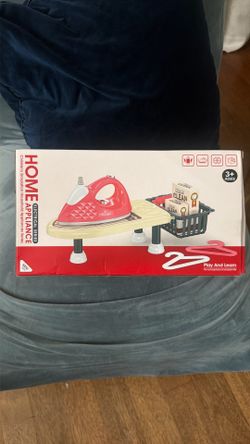 Toy Iron plus accesories new