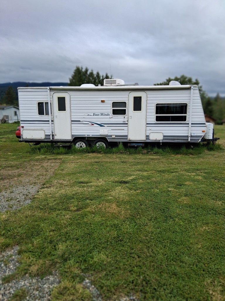 2002 Four Winds Classic M-27FK