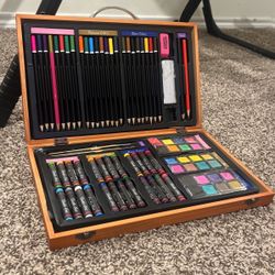 Colored Pencil Set