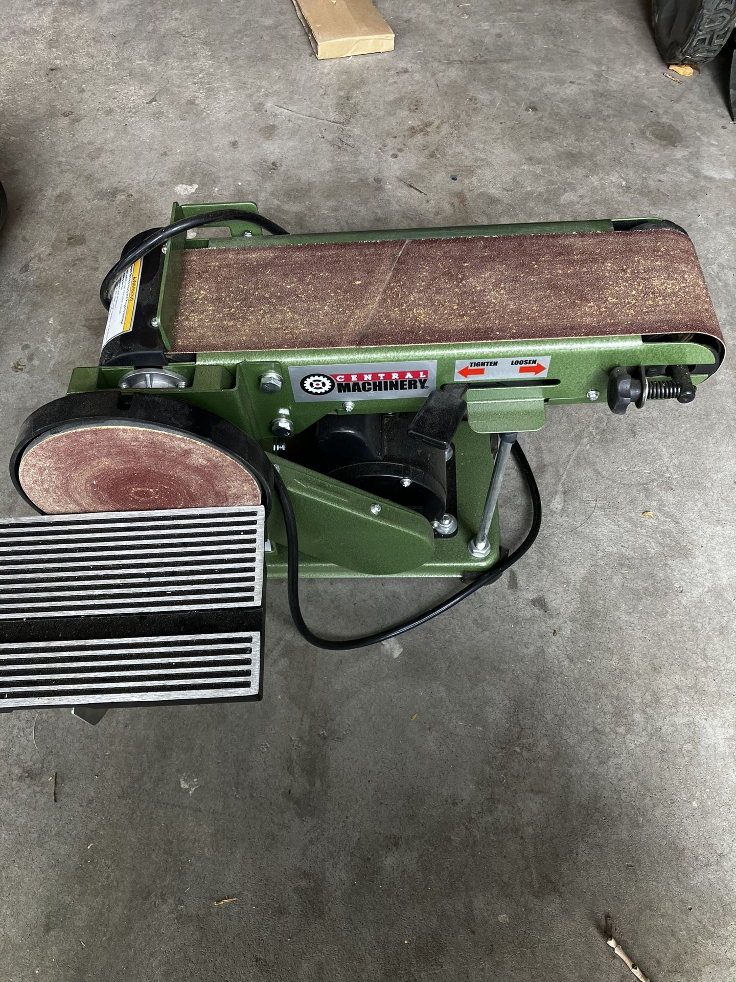 Central Machinery Belt And Disc Sander