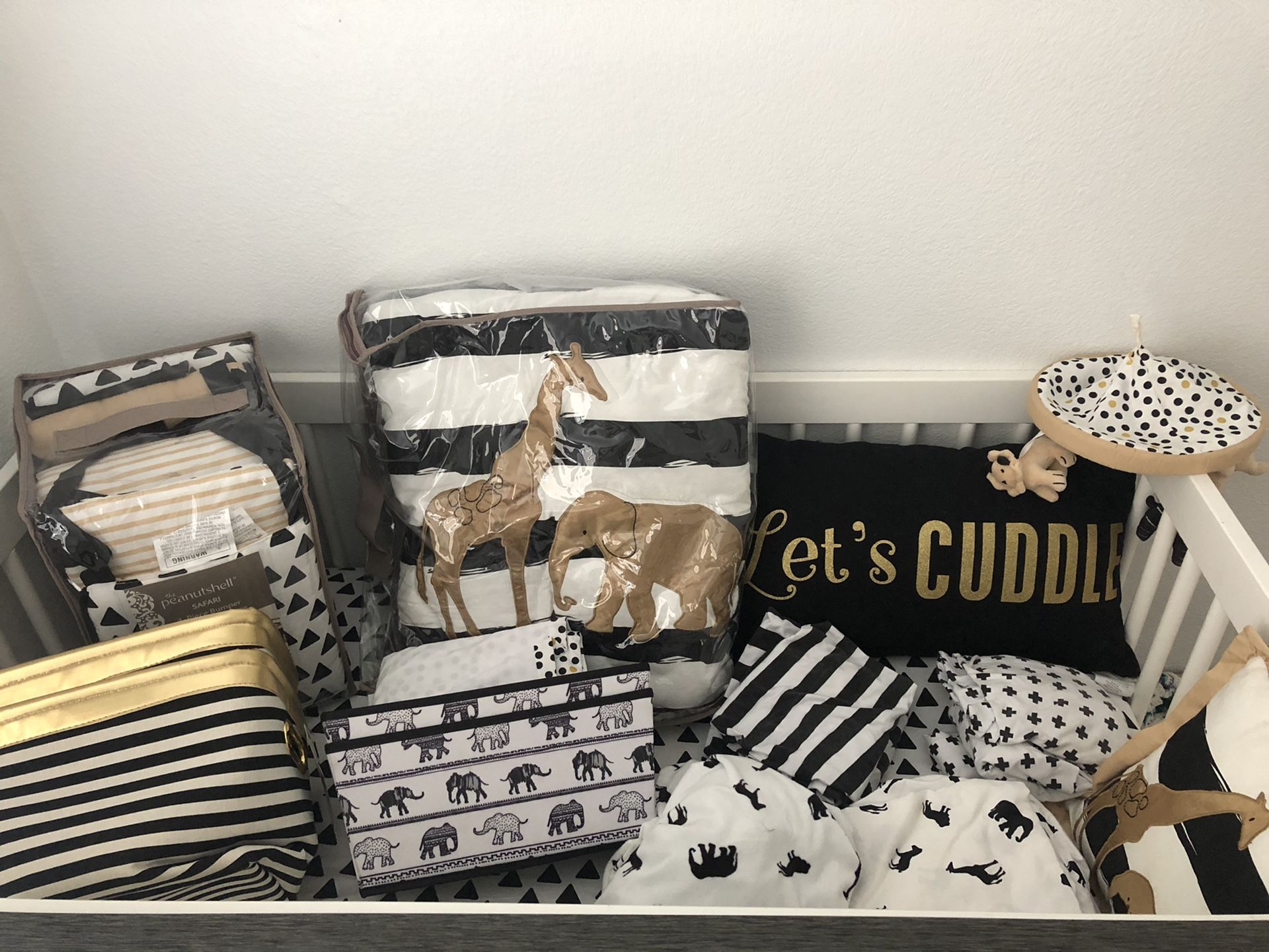 Baby nursery bedding and decor