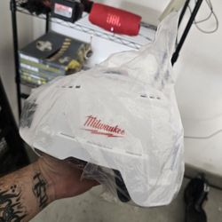 Milwaukee Hard Hat & Safeway Harness