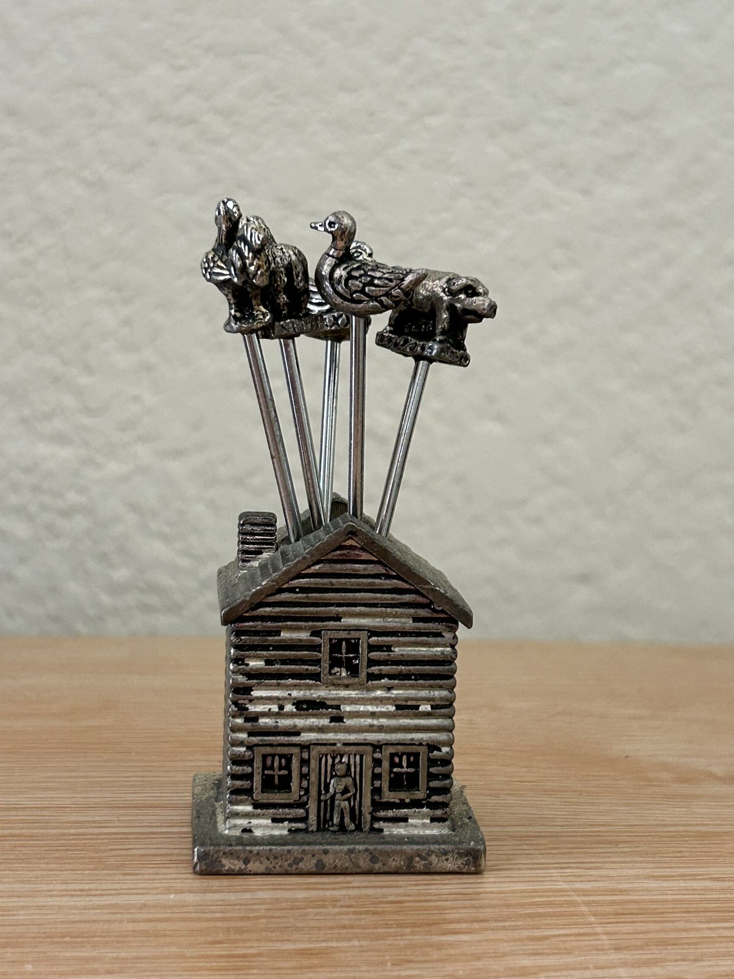 Rare Vintage Barn house Style Appetizer Cocktail Snack Picks Set