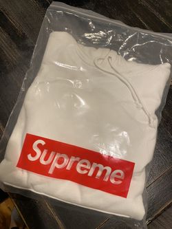 Supreme Champion Outline Hooded