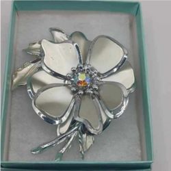 Vtg Costume Jewelry Gorgeous Silver Tone Aurora Boralis Flower Brooch, Coat Pin 
