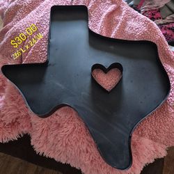 HEART OF TEXAS METAL CAST WALL OR YARD DECOR 26"L x 24"W $30.00 
