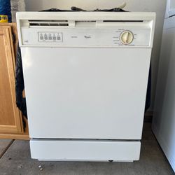 Whirlpool Dishwasher 