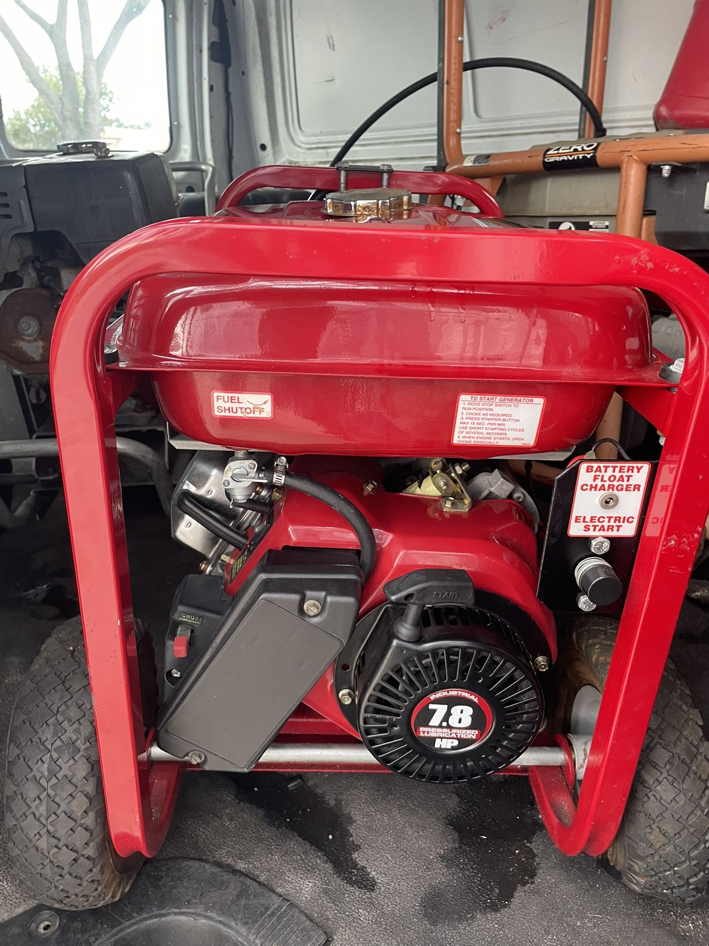 Generac Brand 4000 Watts Battery Started