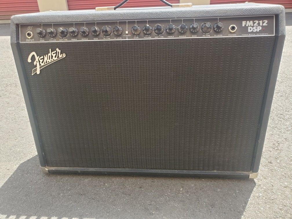 Fender FM212 DSP 2 Channel Amp
