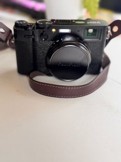 X100vi Fujifilm Digital Camera (Black)