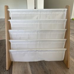 Kids Bookshelf 