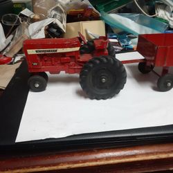 International Tractor And Ertl Grain Wagon, Good Shape Sold As Set