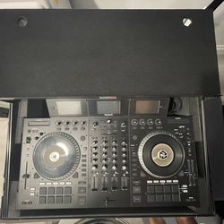 Numark NS7 III with ProX Case