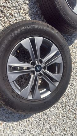 4 Hyundai Tires. 235/65 R17