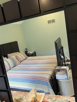Bedroom set 5 piece