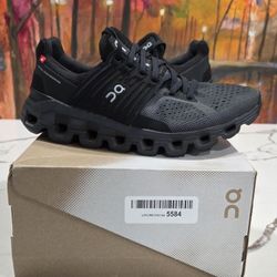 On Running Cloudswift Triple Black Size 6.5 Women's 