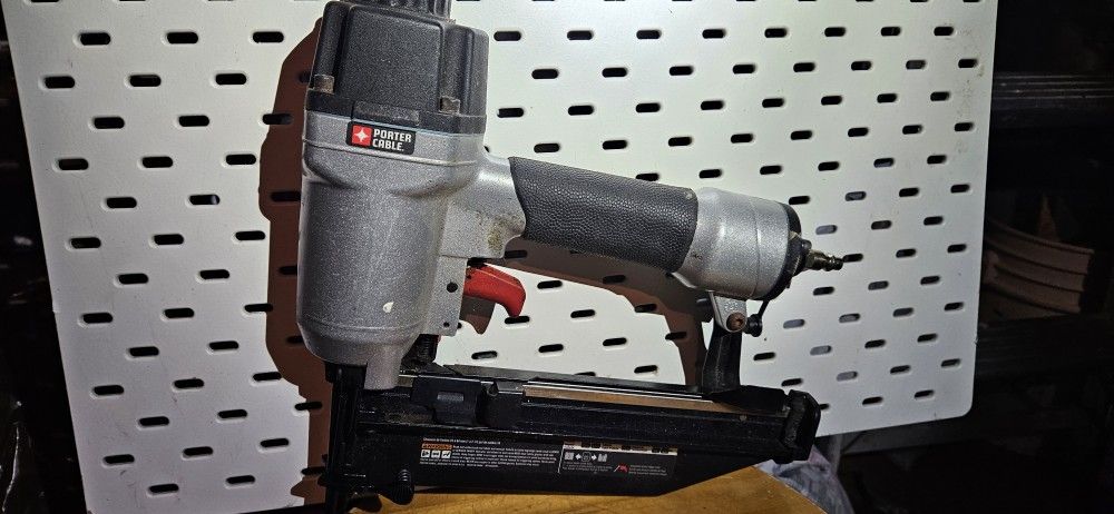 Porter Cable Pneumatic 16 Guage Finish Nailer