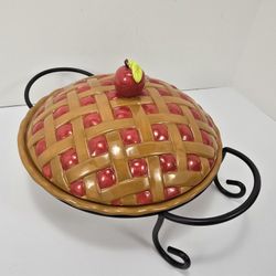 GLOBAL DESIGN CONNECTIONS Kate Williams Ceramic Pie Keeper 