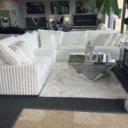PRICE DROP✅Gorgeous White Corduroy Sectional $1799