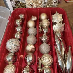 Wondershop Gold Christmas Decorations 