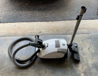 Miele Compact C1 Vacuum