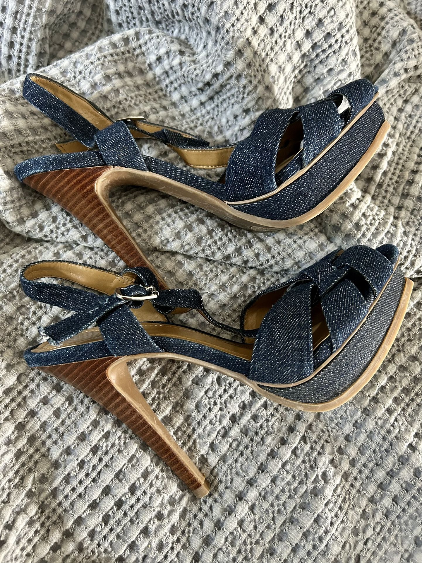 Adorable Denim Heels!!! Size 6.5