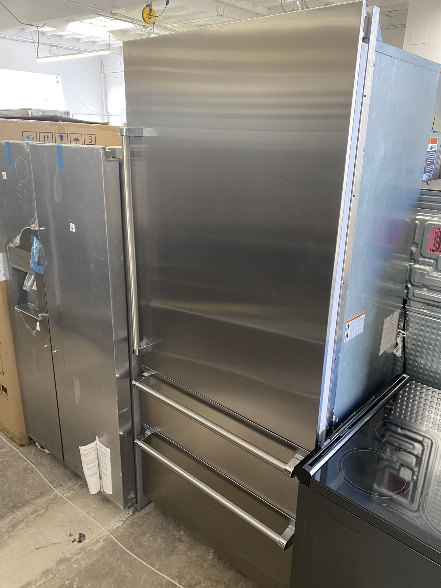 Viking 36”Built In Bottom Freezer Fridge