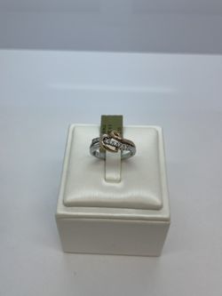 14k Gold Diamond Ring. New.