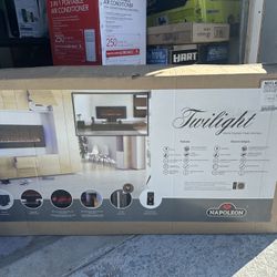 Napoleon Purview 42-inch Wall Mount Electric Fireplace - Black, NEFL42HI