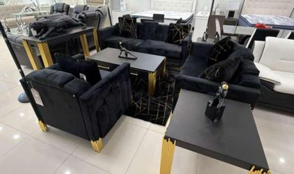 Vendo Este Set De Sala (Sofá, Loveseat, Chair, Coffee Table,  End Table, Console Table)