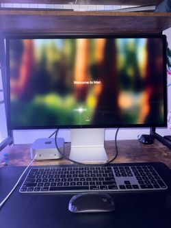 Apple Studio Display + M4 Mac Mini (16GB/256GB) + Magic Keyboard & Mouse