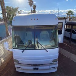 Motor Home Rv 40ft Diesel 