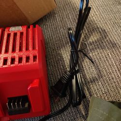Milwaukee 12 volt 18 volt 12v 18v brand new replacement charger 4 amph rapid fast dual mode